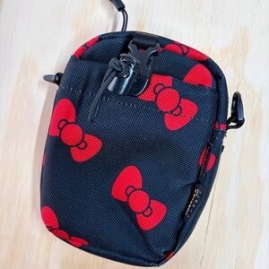 Converse x Hello Kitty Cordura Bow Print Crossbody Pouch Bag Black Red
